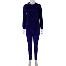Load image into Gallery viewer, Autumn Velvet Tracksuits Women Set Suits Winter Two Piece Track Suit Set Women Warm Sweatshirt 2 Piece Set Ladies Pant Suit